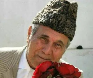 دانلود مداحی از جوانی به پیری رسیدم از حاج سلیم موذن زاده
