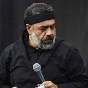 دانلود مداحی میروی و تمام بابا را با خودت میبری تحمّل کن از حاج محمود کریمی