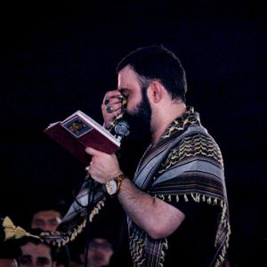 دانلود مداحی تو که هستی که به سودای تو مفتونم من از کربلایی جواد مقدم