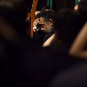 دانلود مداحی به پای پرچم سرخت چه سرها که نیوفتادن از حاج محمود کریمی