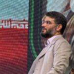 دانلود مداحی بین گودال هم دعامان کرد از حاج میثم مطیعی