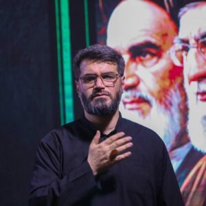 دانلود مداحی سرت به نی ها زخمی و پر خون اباعبدالله از حاج میثم مطیعی
